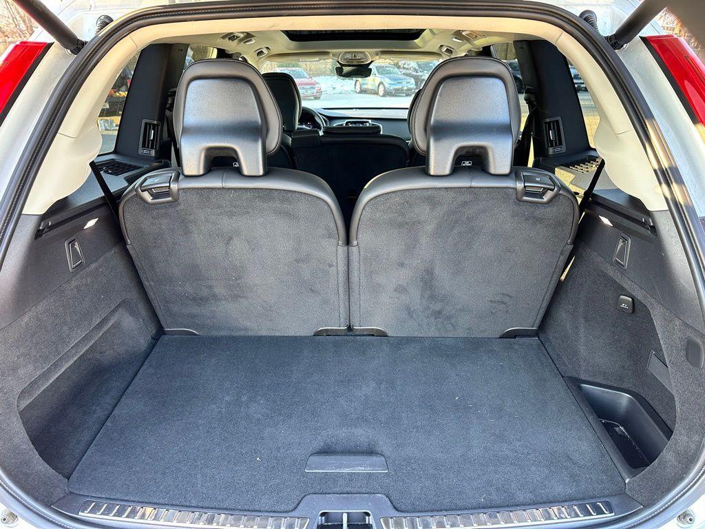 used 2024 Volvo XC90 car, priced at $35,544