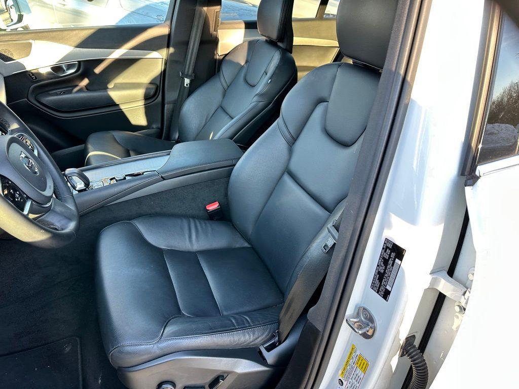 used 2024 Volvo XC90 car, priced at $35,544