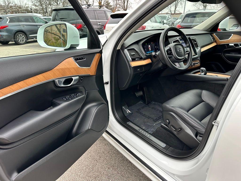 used 2024 Volvo XC90 car, priced at $37,497