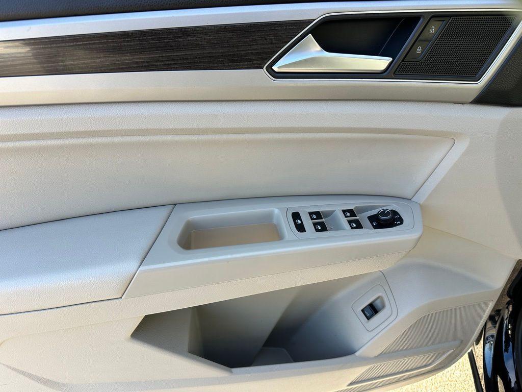 used 2018 Volkswagen Atlas car, priced at $15,509