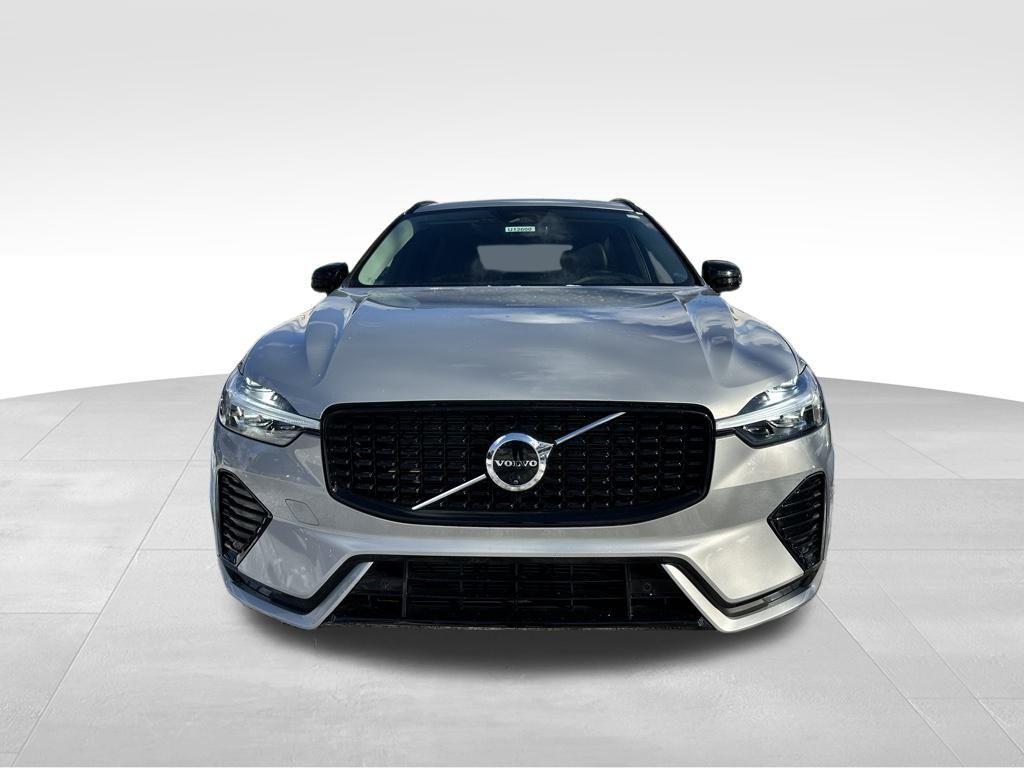 used 2025 Volvo XC60 car, priced at $33,886