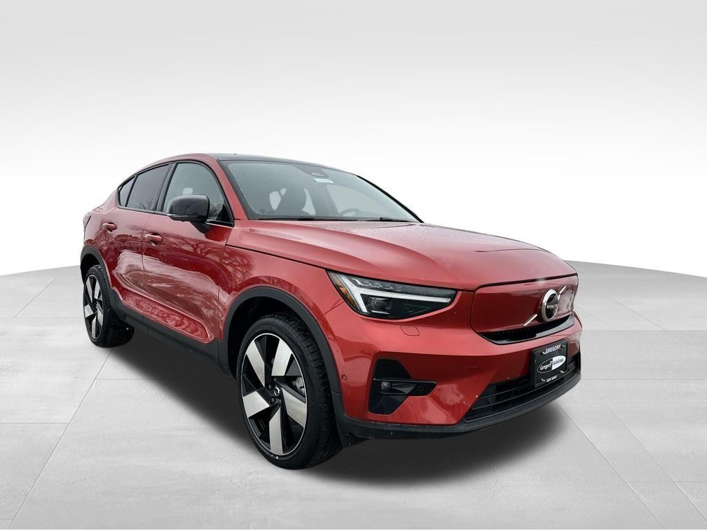 used 2023 Volvo C40 Recharge Pure Electric car, priced at $26,262