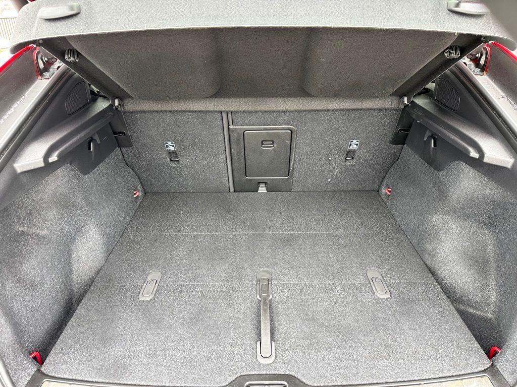 used 2023 Volvo C40 Recharge Pure Electric car, priced at $26,262