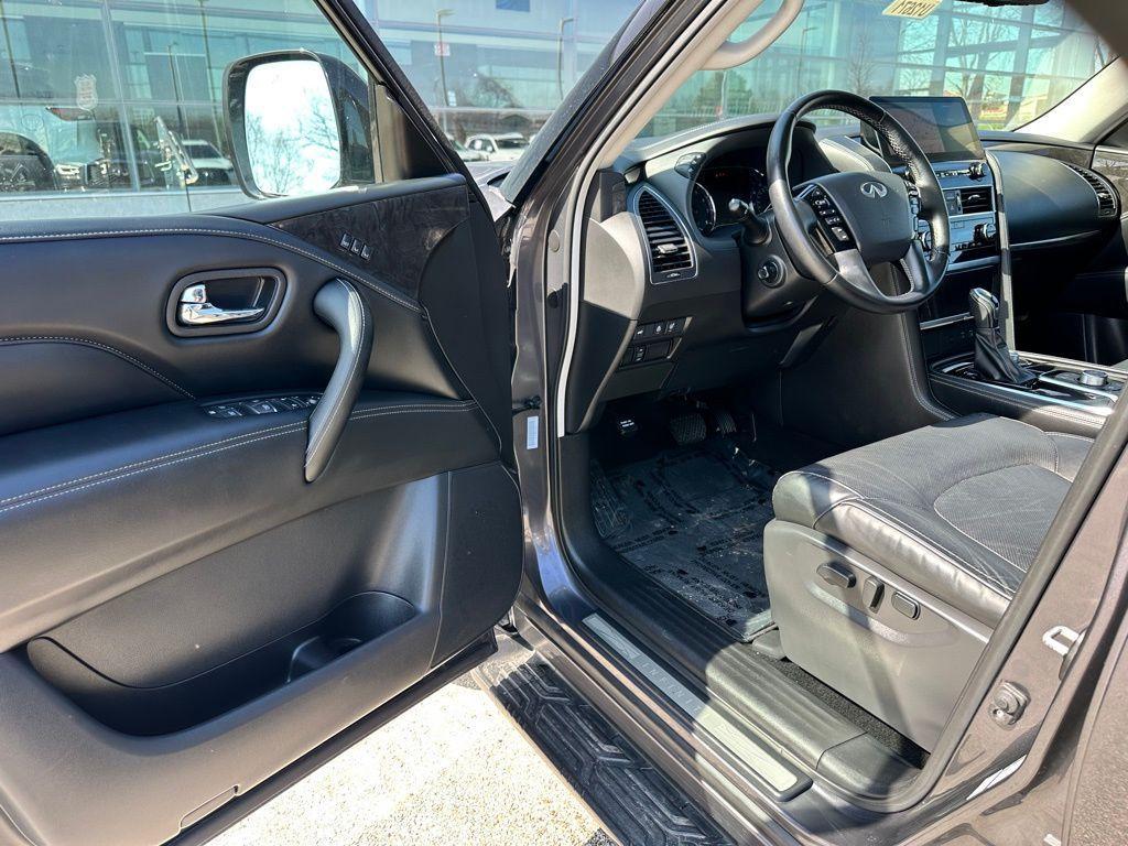used 2024 INFINITI QX80 car, priced at $44,150