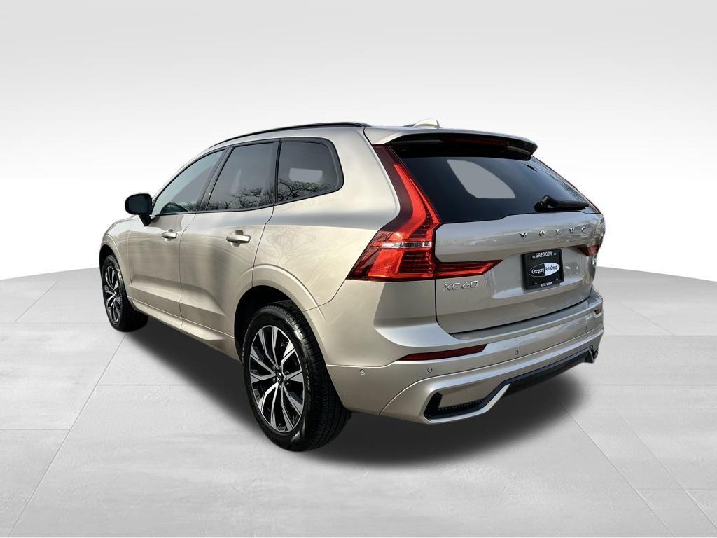 used 2025 Volvo XC60 car, priced at $30,864