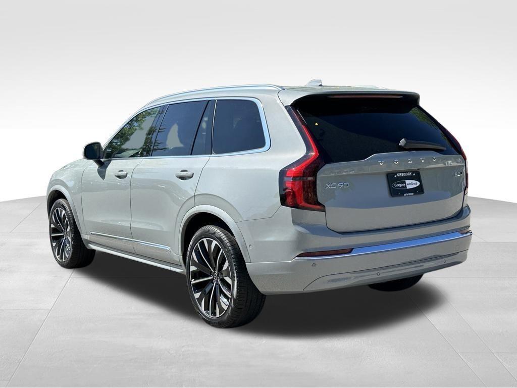 used 2025 Volvo XC90 car, priced at $51,298
