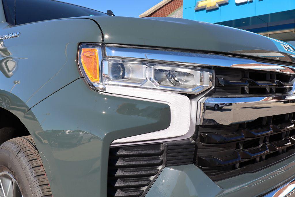 new 2026 Chevrolet Silverado 1500 car, priced at $42,871