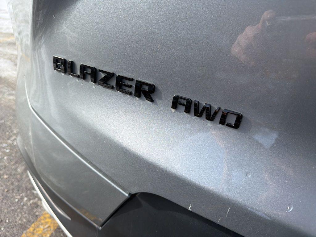 used 2024 Chevrolet Blazer car, priced at $28,250