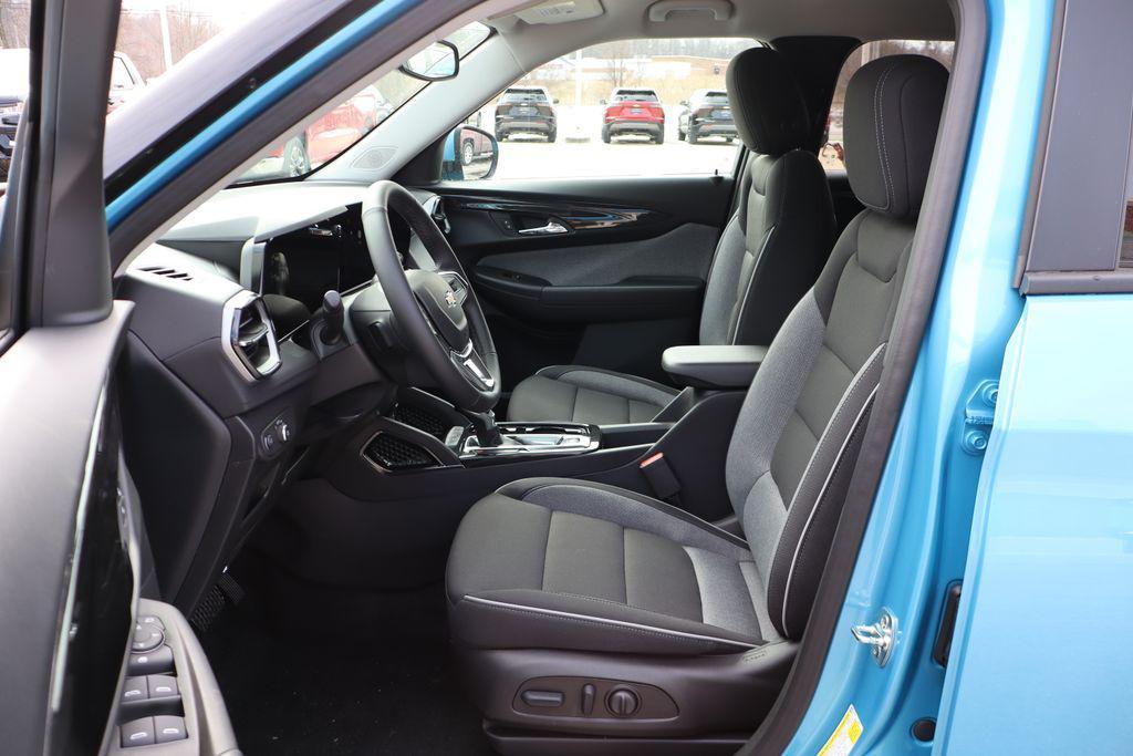 new 2026 Chevrolet TrailBlazer car, priced at $30,796