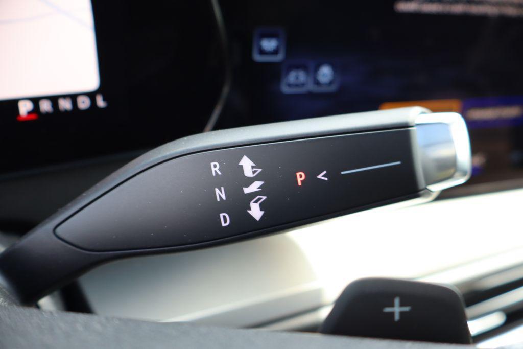 new 2025 Chevrolet Traverse car, priced at $43,000