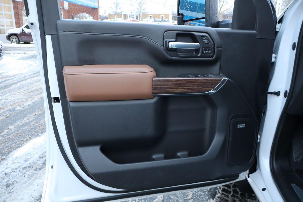 used 2021 Chevrolet Silverado 2500 car, priced at $57,900