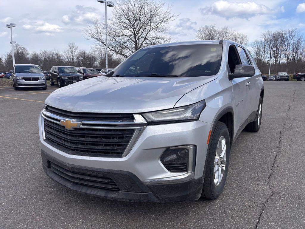used 2022 Chevrolet Traverse car, priced at $22,500