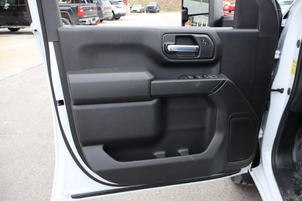 new 2025 Chevrolet Silverado 2500 car, priced at $64,281