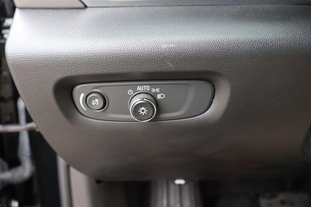 used 2023 Chevrolet Traverse car, priced at $31,500