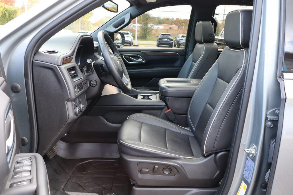 used 2023 Chevrolet Suburban car, priced at $43,000