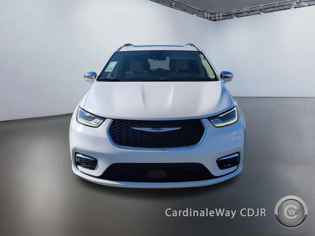 used 2021 Chrysler Pacifica car, priced at $28,987