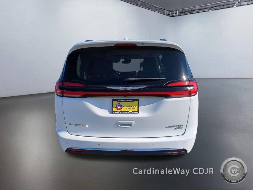 used 2021 Chrysler Pacifica car, priced at $28,987