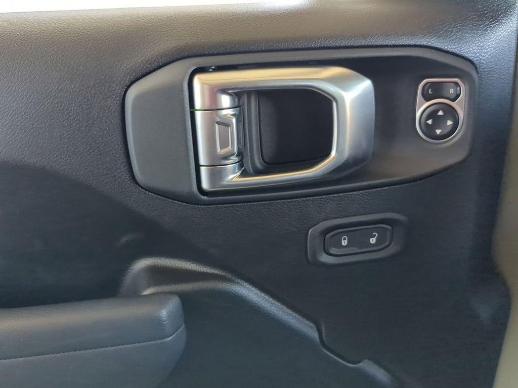 new 2026 Jeep Wrangler car, priced at $53,929