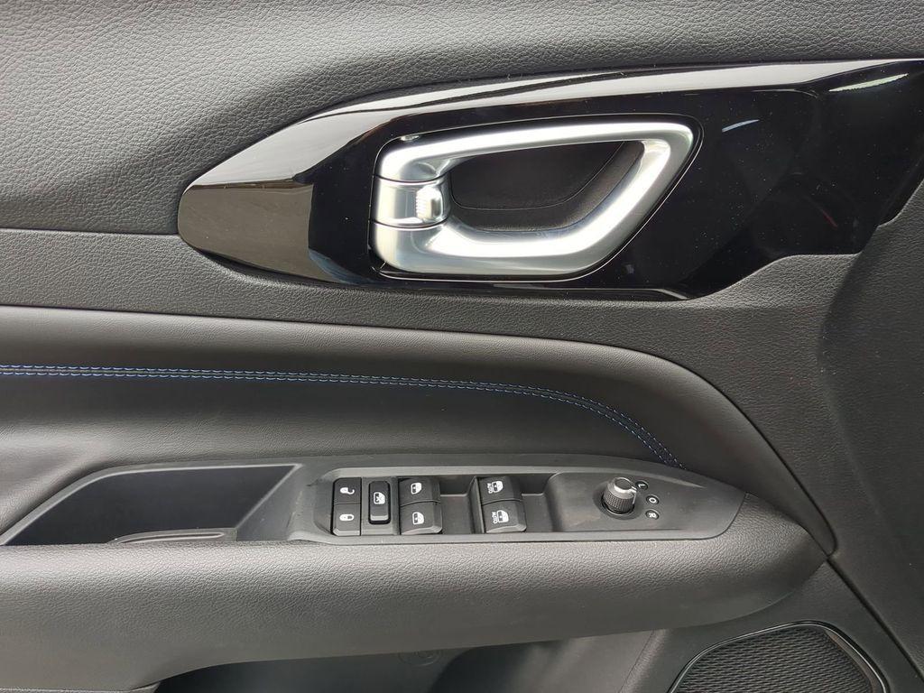 new 2026 Jeep Compass car, priced at $29,185