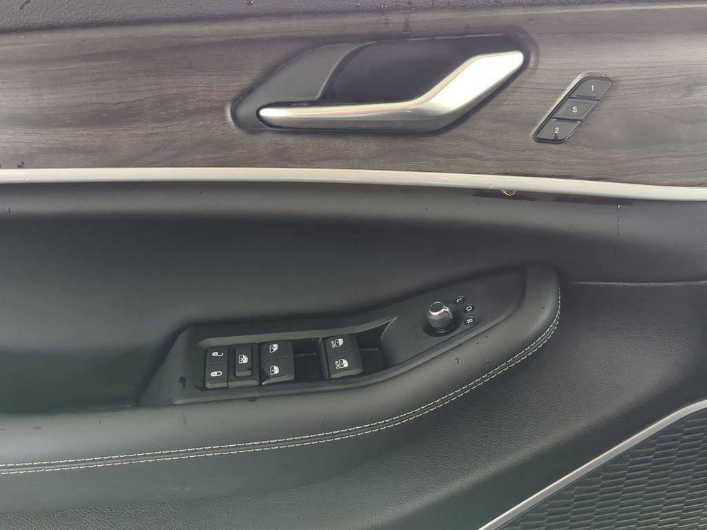 new 2026 Jeep Grand Cherokee car, priced at $50,243