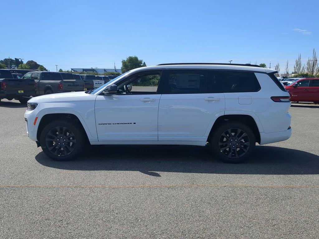 new 2026 Jeep Grand Cherokee L car, priced at $55,580