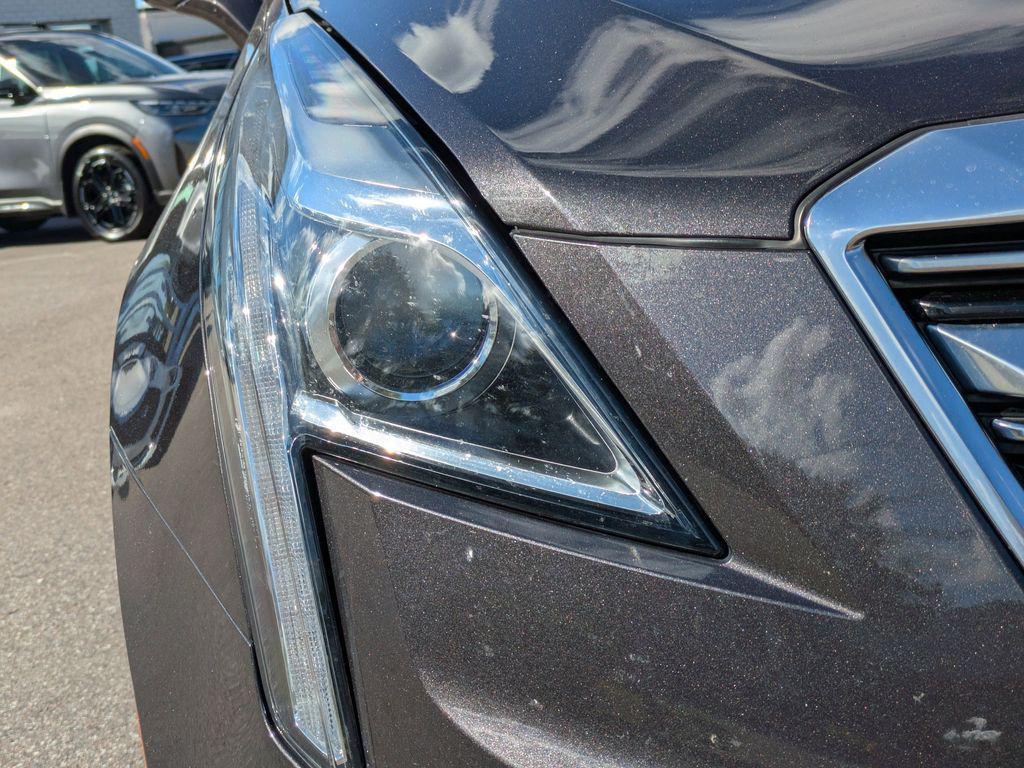 used 2017 Cadillac XT5 car, priced at $20,544