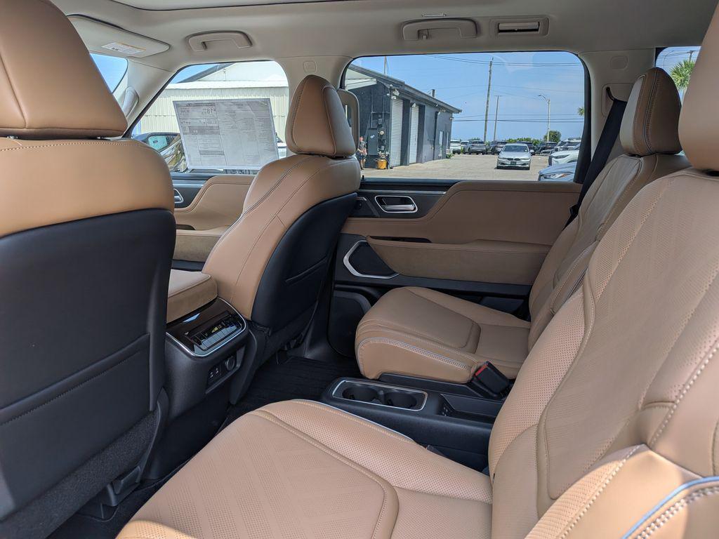new 2027 INFINITI QX80 car, priced at $86,460