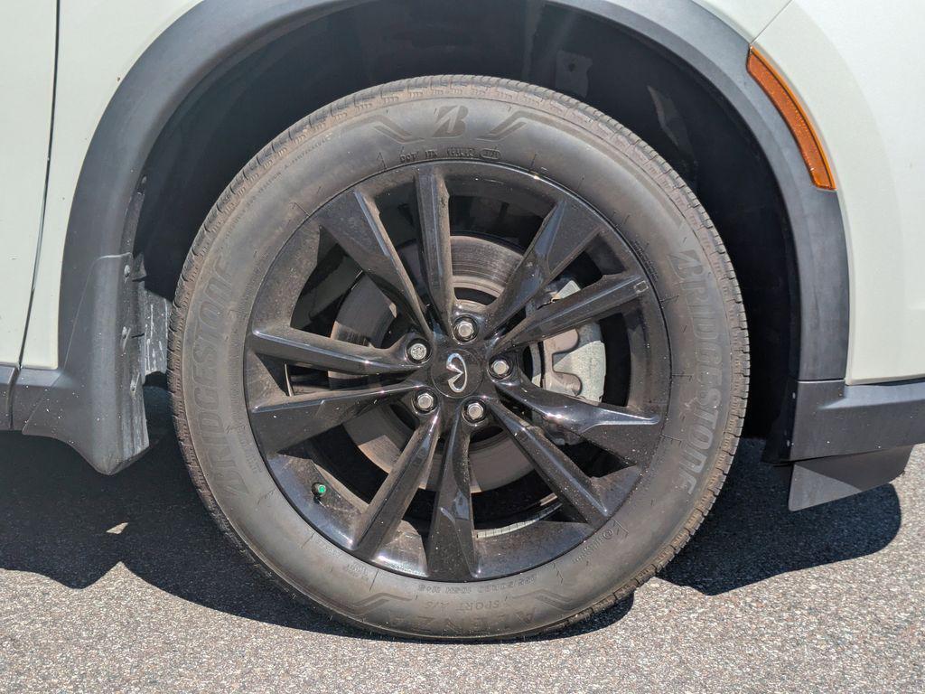 used 2025 INFINITI QX60 car, priced at $42,000