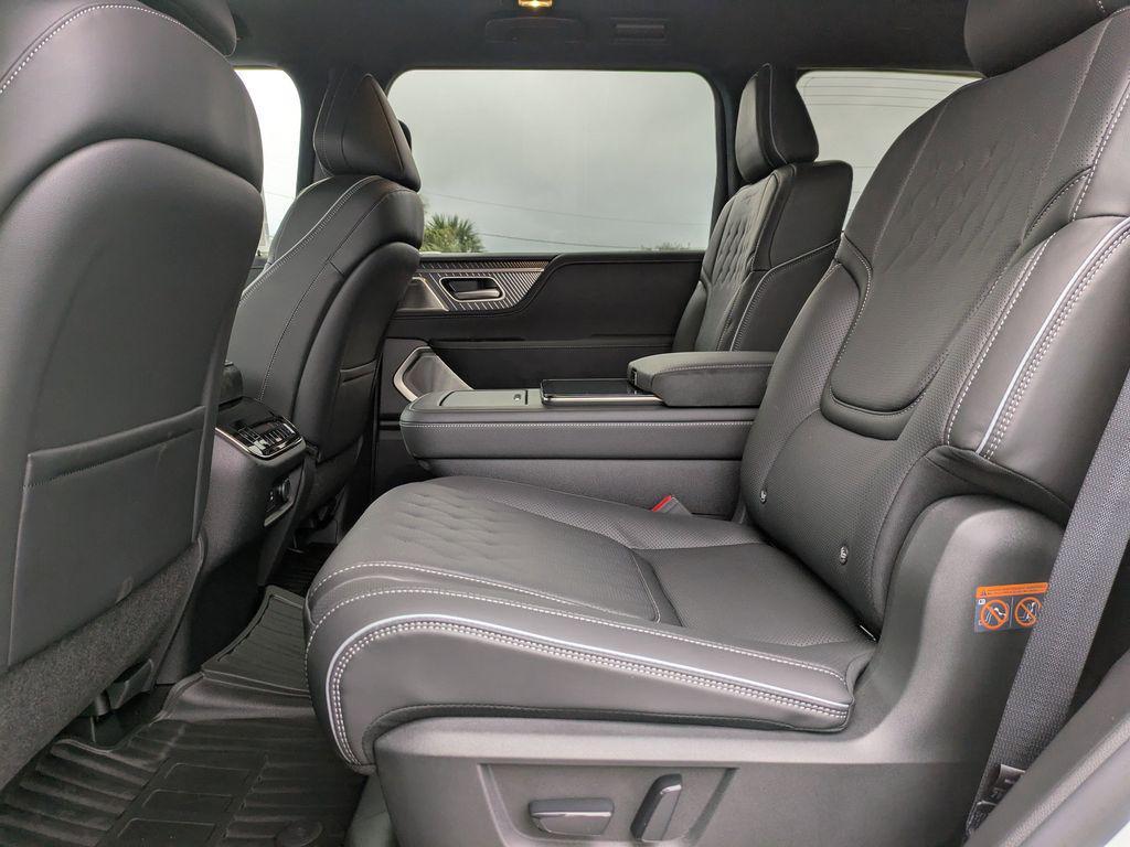 new 2026 INFINITI QX80 car, priced at $105,088