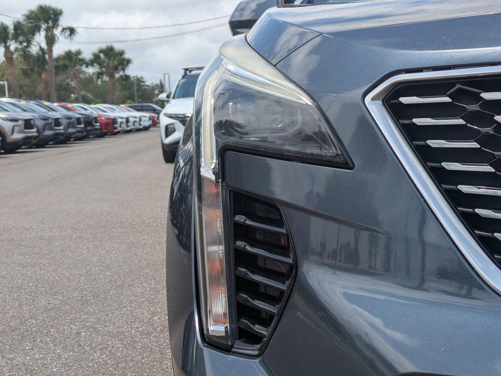 used 2019 Cadillac XT4 car, priced at $19,600