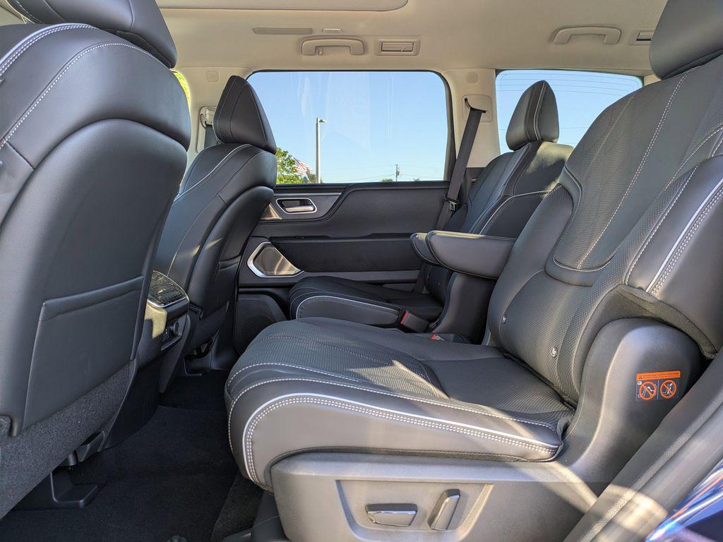 new 2025 INFINITI QX80 car, priced at $87,244