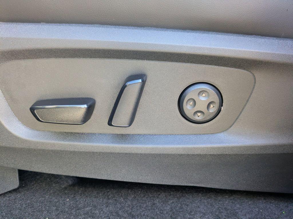 new 2026 INFINITI QX60 car, priced at $59,170