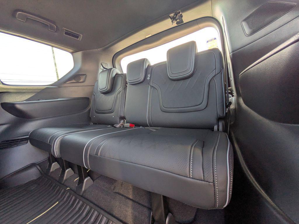 new 2026 INFINITI QX80 car, priced at $104,965