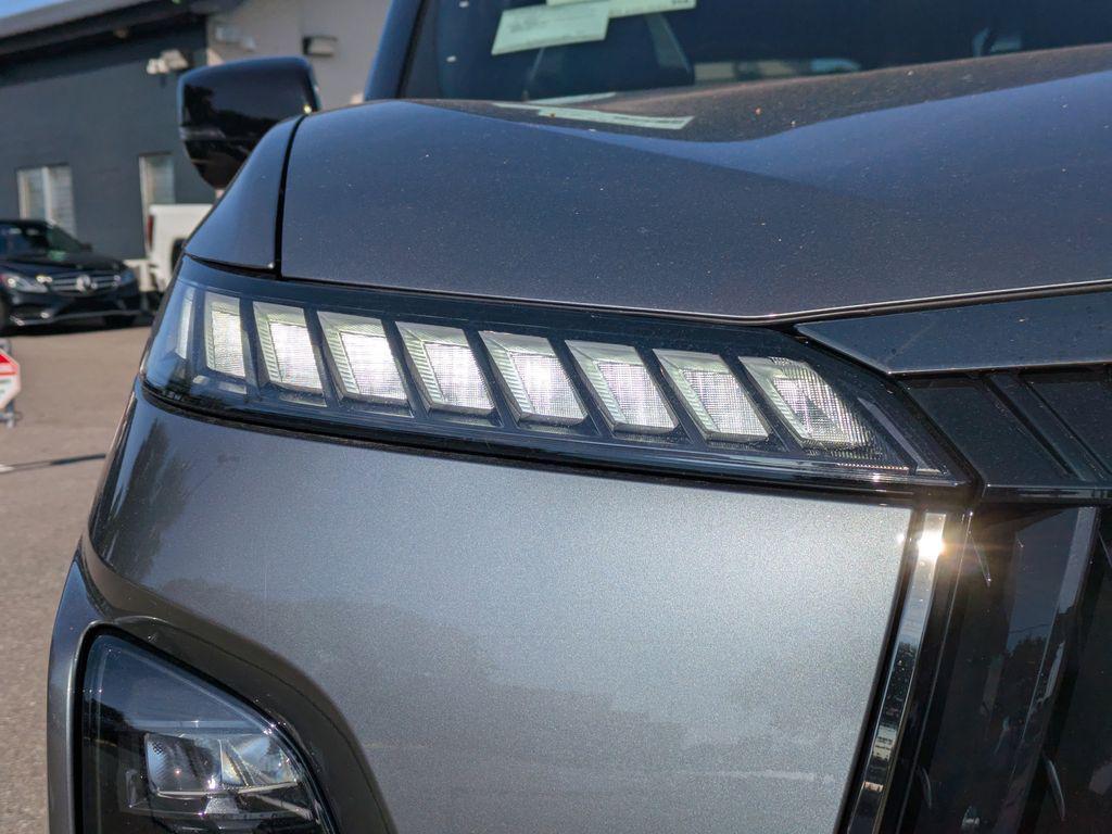 new 2026 INFINITI QX80 car, priced at $104,965