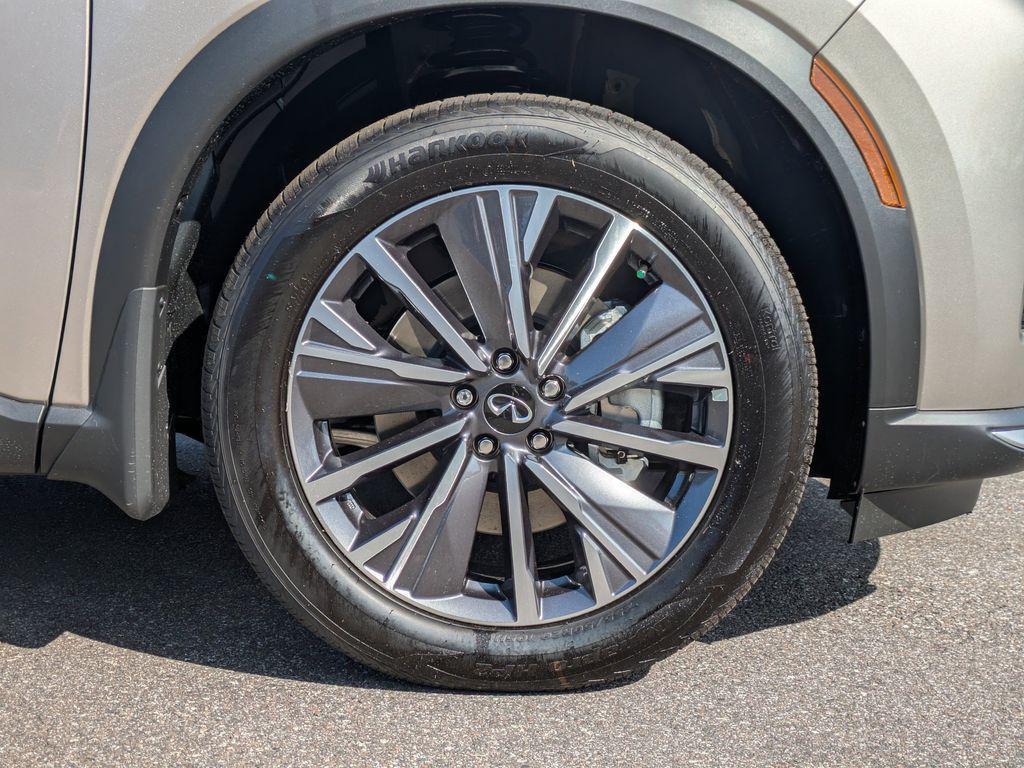 new 2026 INFINITI QX60 car, priced at $55,564