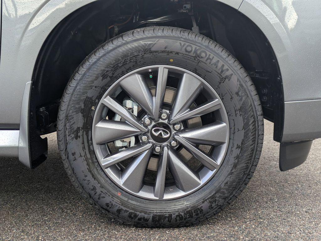 new 2026 INFINITI QX80 car, priced at $73,398