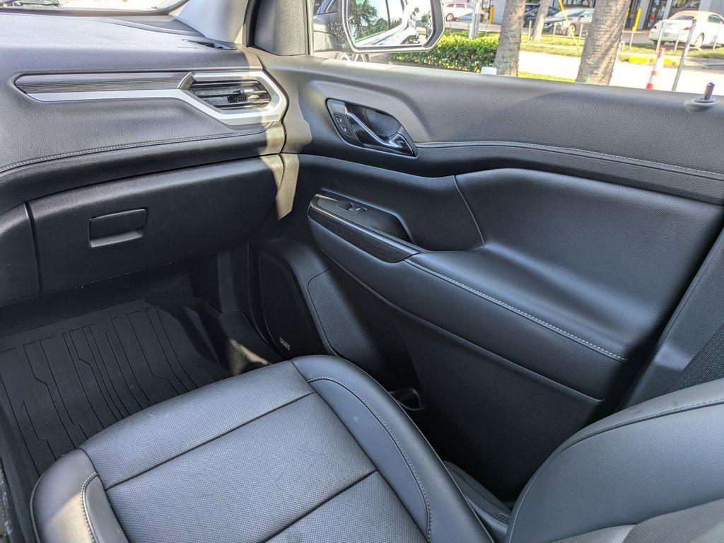 used 2023 GMC Acadia car, priced at $31,375