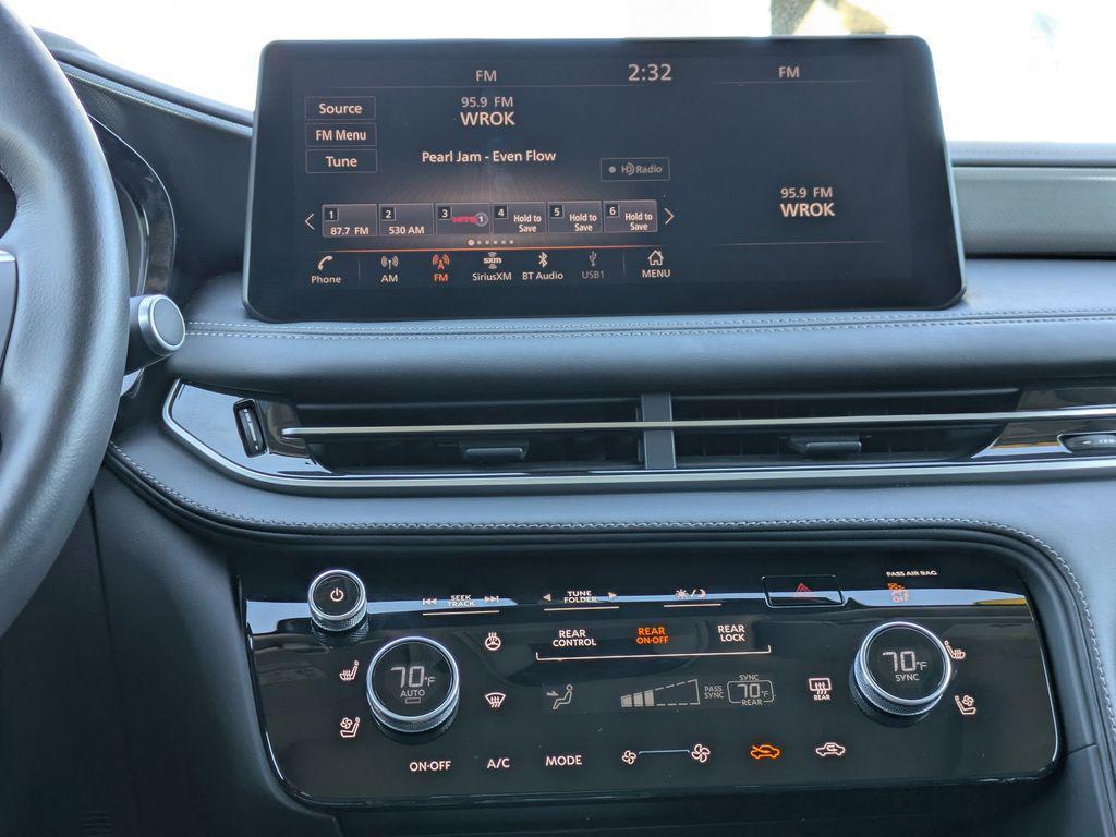 used 2025 INFINITI QX60 car, priced at $40,400