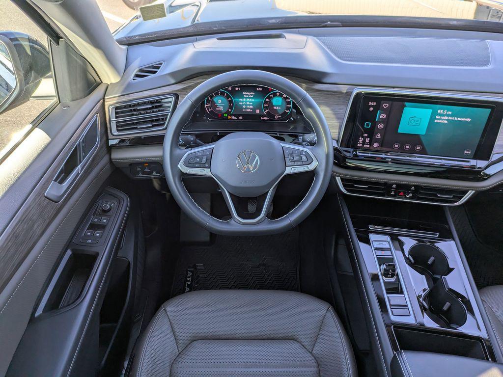 used 2024 Volkswagen Atlas car, priced at $37,988
