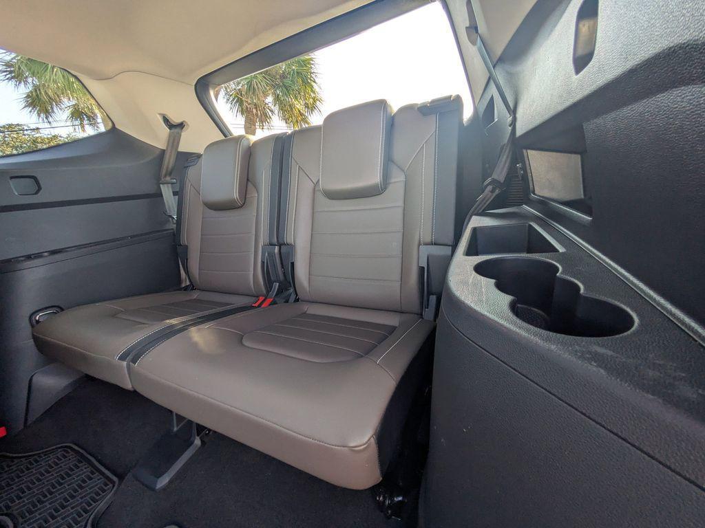 used 2024 Volkswagen Atlas car, priced at $37,988