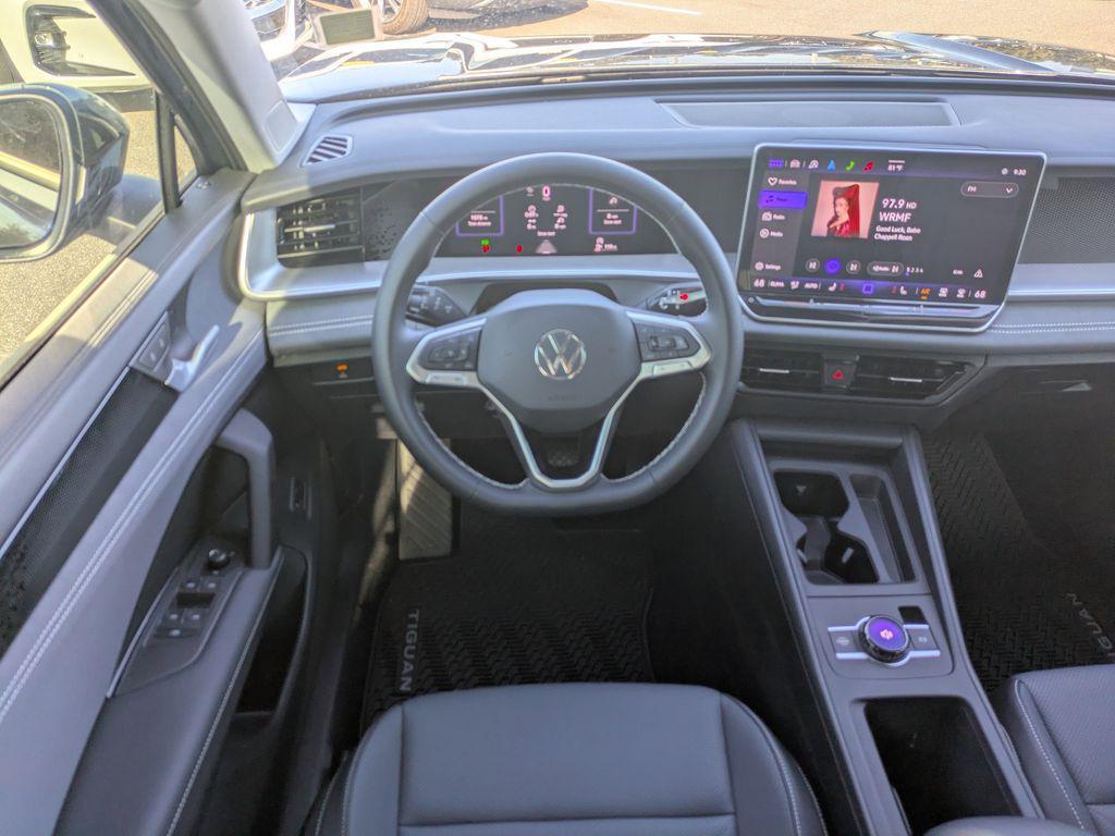 used 2025 Volkswagen Tiguan car, priced at $31,565