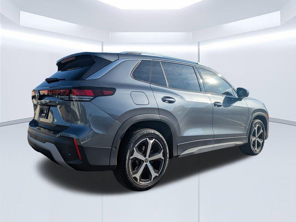 used 2025 Volkswagen Tiguan car, priced at $31,565