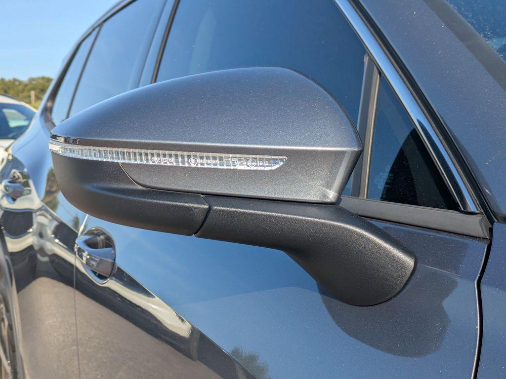 used 2025 Volkswagen Tiguan car, priced at $31,565