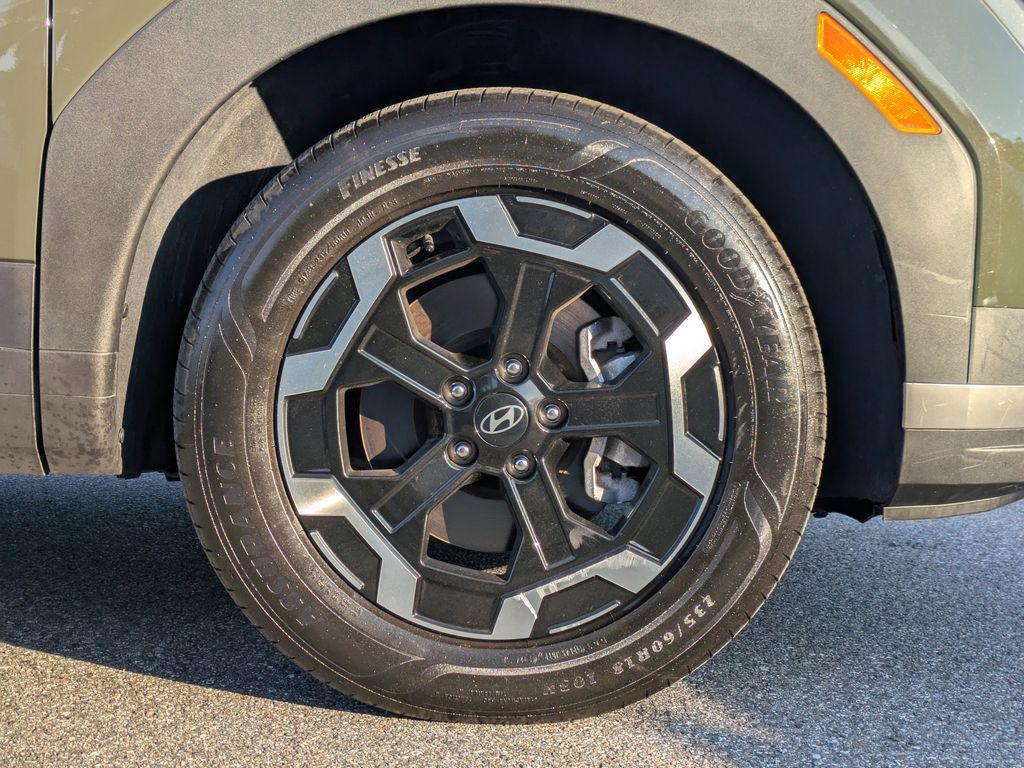 used 2024 Hyundai Santa Fe car, priced at $32,925