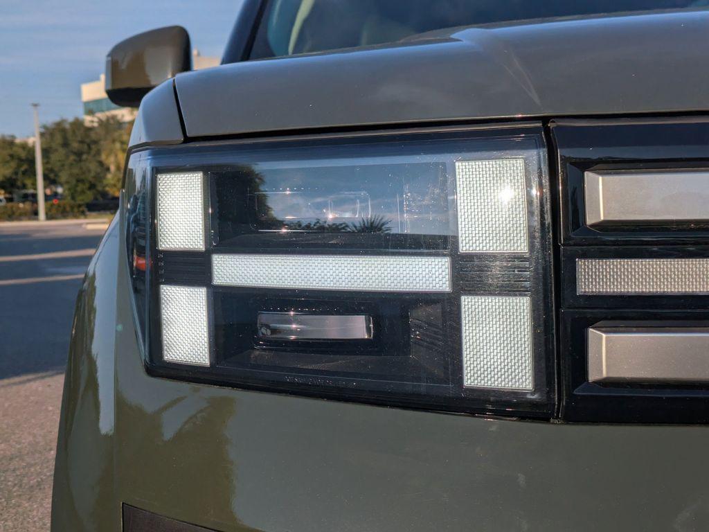 used 2024 Hyundai Santa Fe car, priced at $32,925