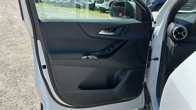 new 2026 Chevrolet Equinox car, priced at $31,045