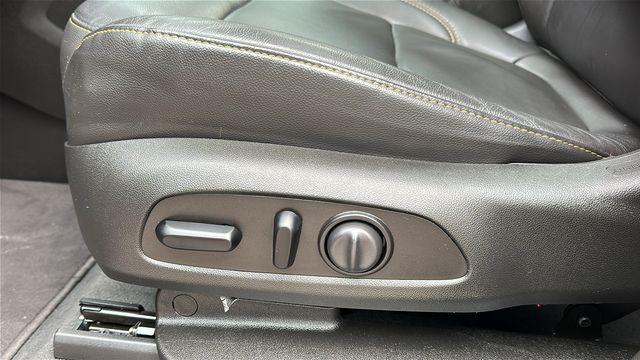 used 2021 Chevrolet Traverse car, priced at $28,497