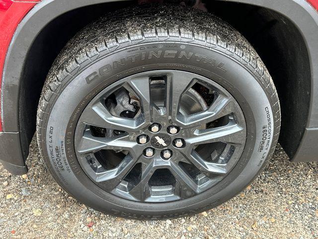 used 2021 Chevrolet Traverse car, priced at $28,497