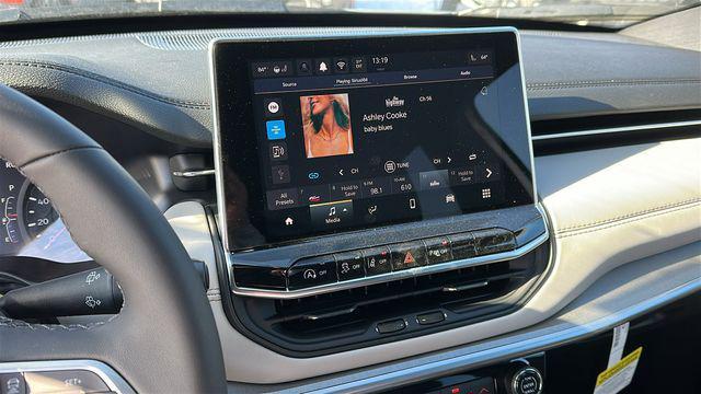 new 2026 Jeep Compass car, priced at $31,980