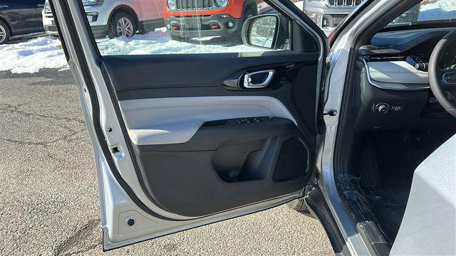 new 2026 Jeep Compass car, priced at $31,980